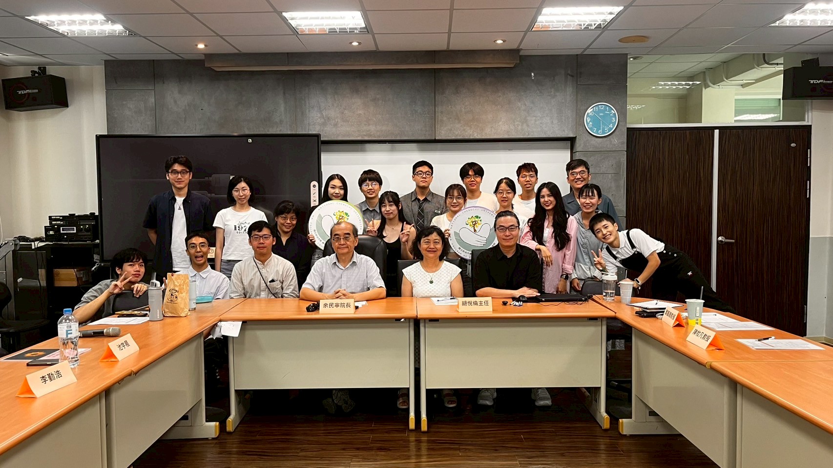 114/08/19 新生座談